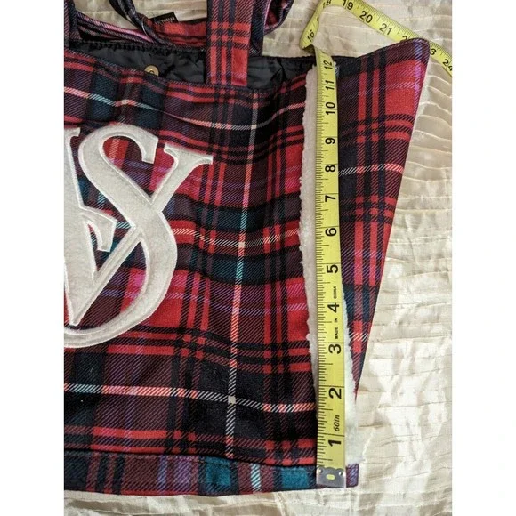 NWT Victoria's Secret Red Plaid Christmas Tote Bag. - Picture 4 of 9